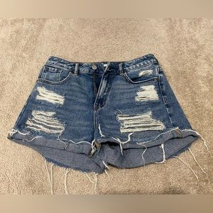 Pacsun distressed mom short